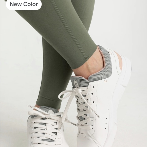 Freefly Apparel Women's All Day Legging in green new with tags - Picture 5 of 9